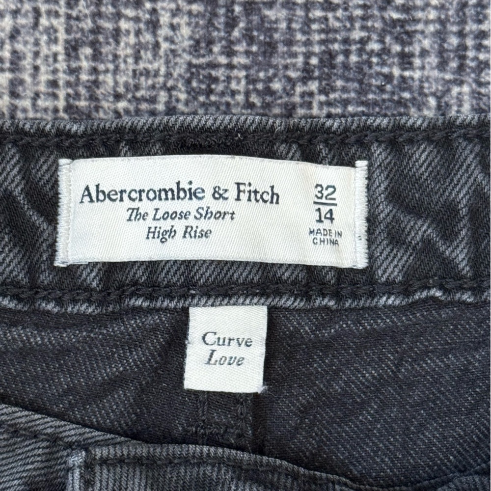 Abercrombie & Fitch The Loose Short High Rise Curve Love Black Denim Shorts 14 - Picture 8 of 12